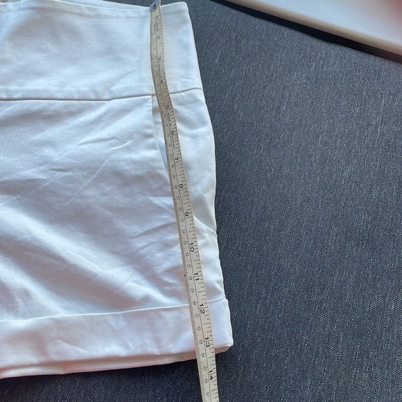 SOLD—VINTAGE Betsey Johnson white shorts with bauble buttons and tie back - Picture 9 of 9